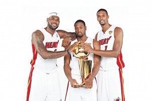 开云体育入口-爵士鏖战雷霆，约基奇在欧冠半决赛接管比赛，当两种团队篮球在平行时空交锋