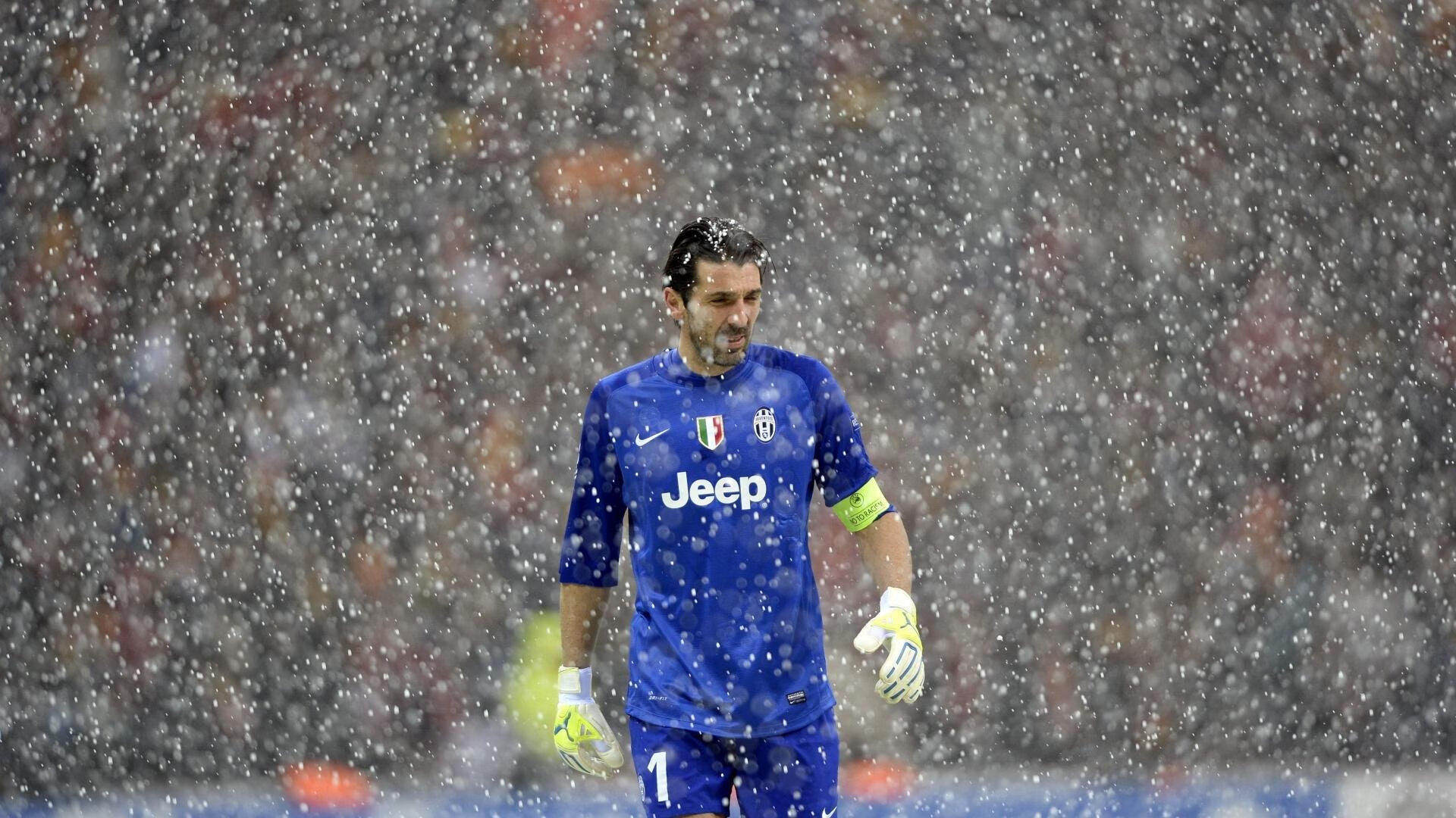 C罗关键一击定乾坤，马赛主场完胜阿森纳