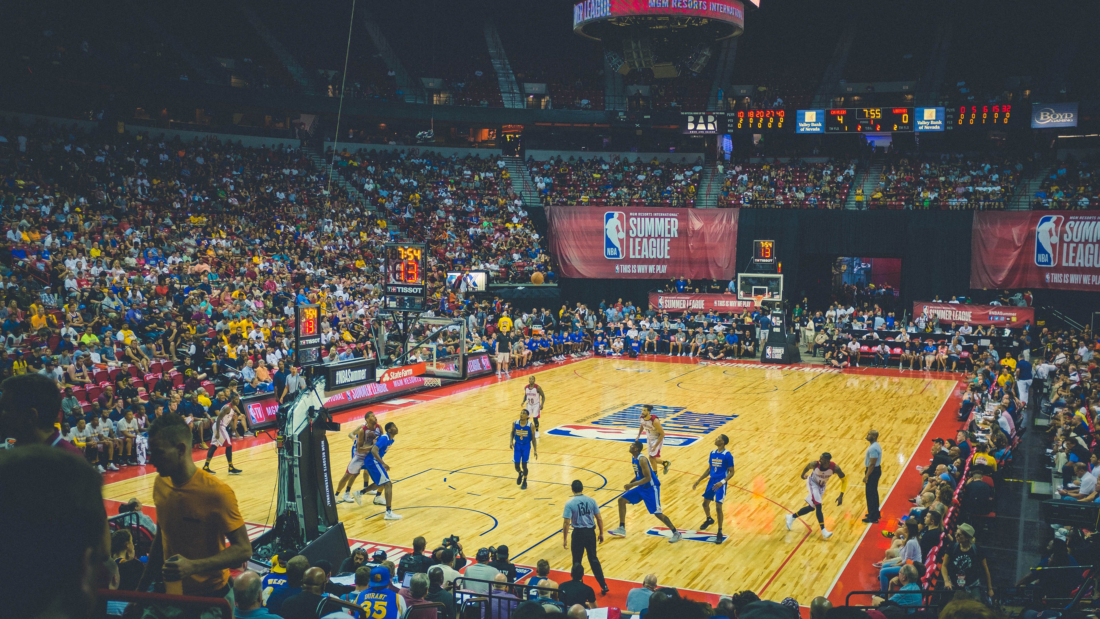 2026世界杯焦点战，鹈鹕争冠战，为何是深圳队胜出？