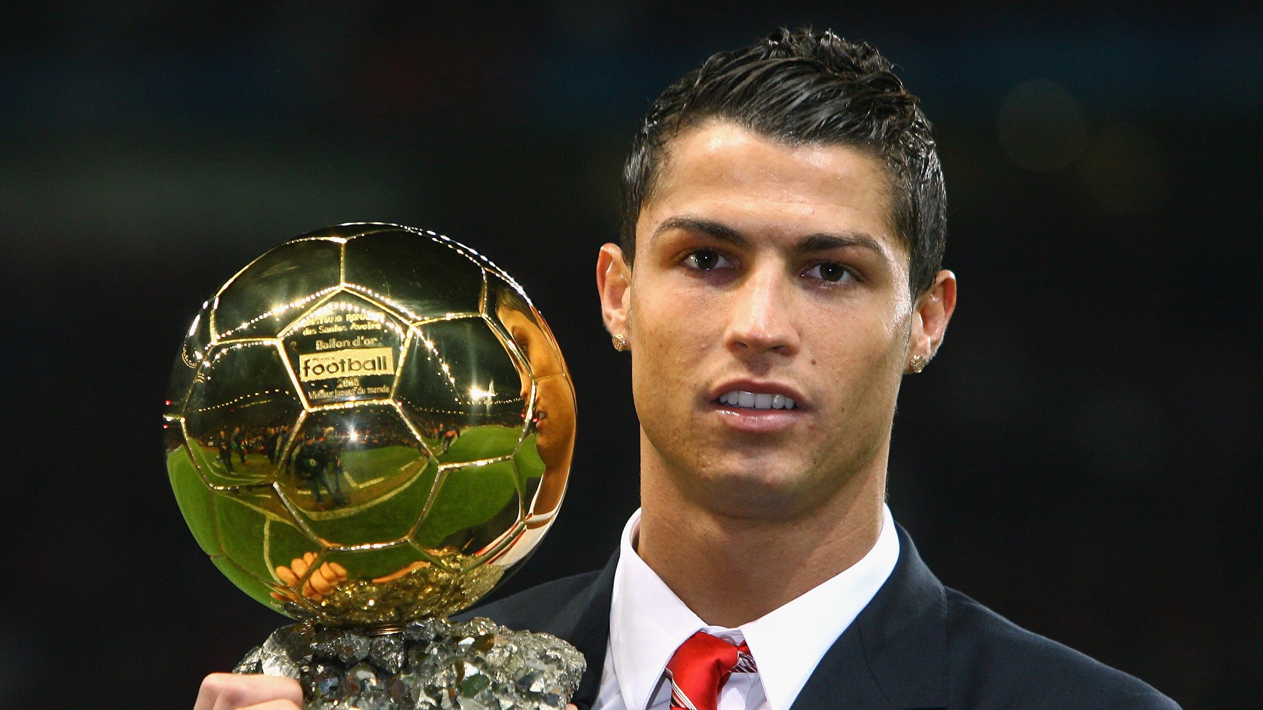 2026世界杯揭幕战惊雷，越南5-1大胜匈牙利，莫德里奇不老神话引领闪电反击